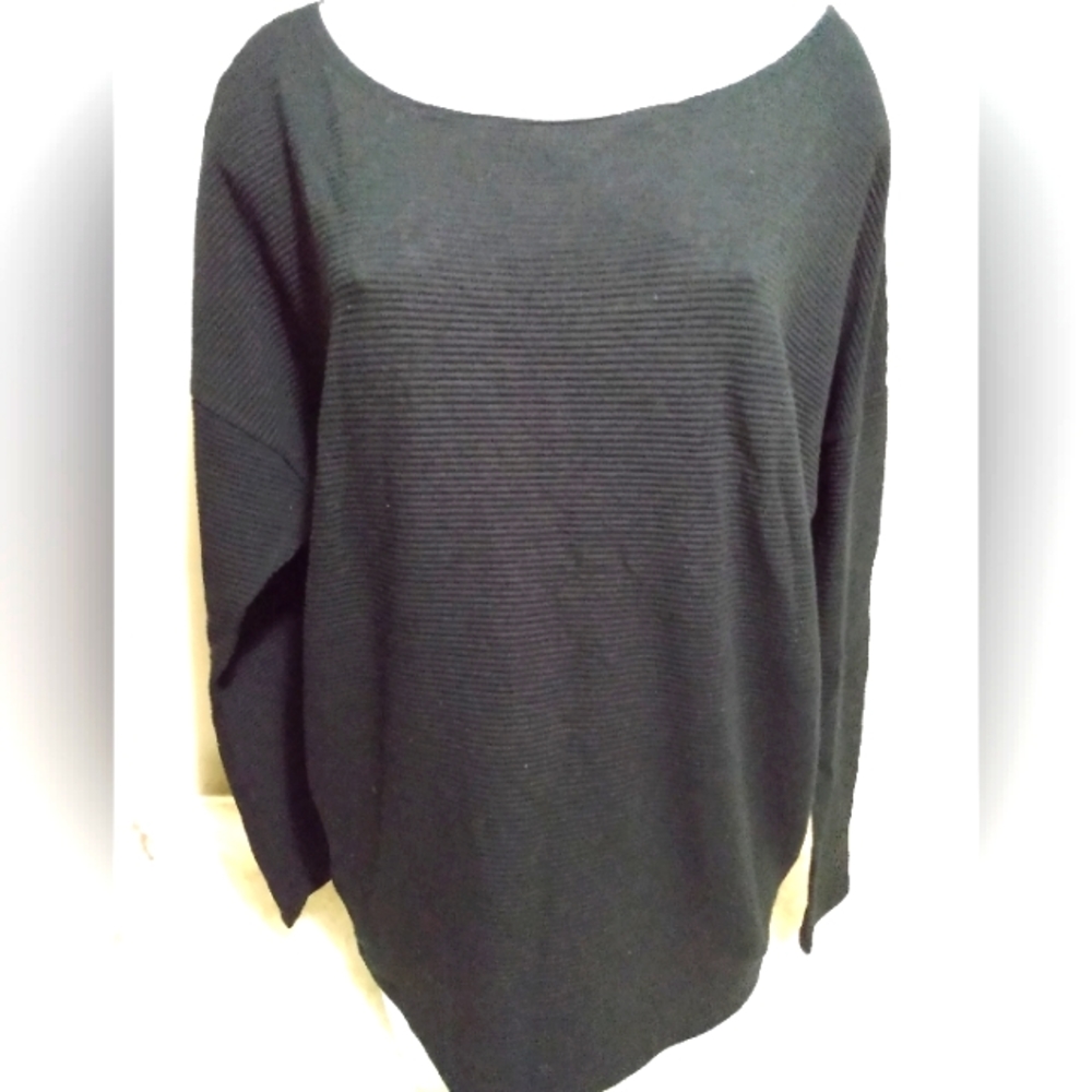 Cbrand Woman's large black long sleeve